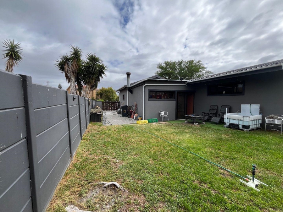 3 Bedroom Property for Sale in Soneike Western Cape